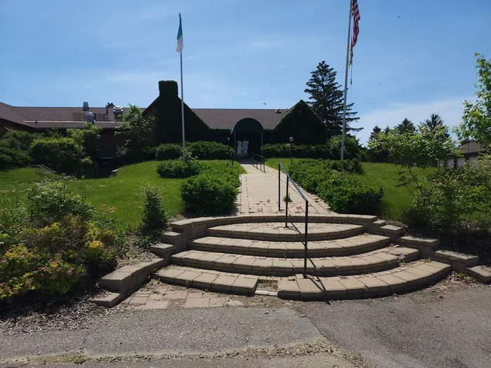 The Jewel of Grand Blanc - From Banana 1015 Radio